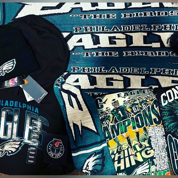 Philadelphia Eagles™️🦅ProShop GameDay Set🍁🧶🏈🧣🍁 - Picture 15 of 15